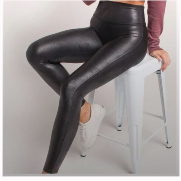 Spanx Faux Leather Leggings size Small  black - Picture 1 of 9